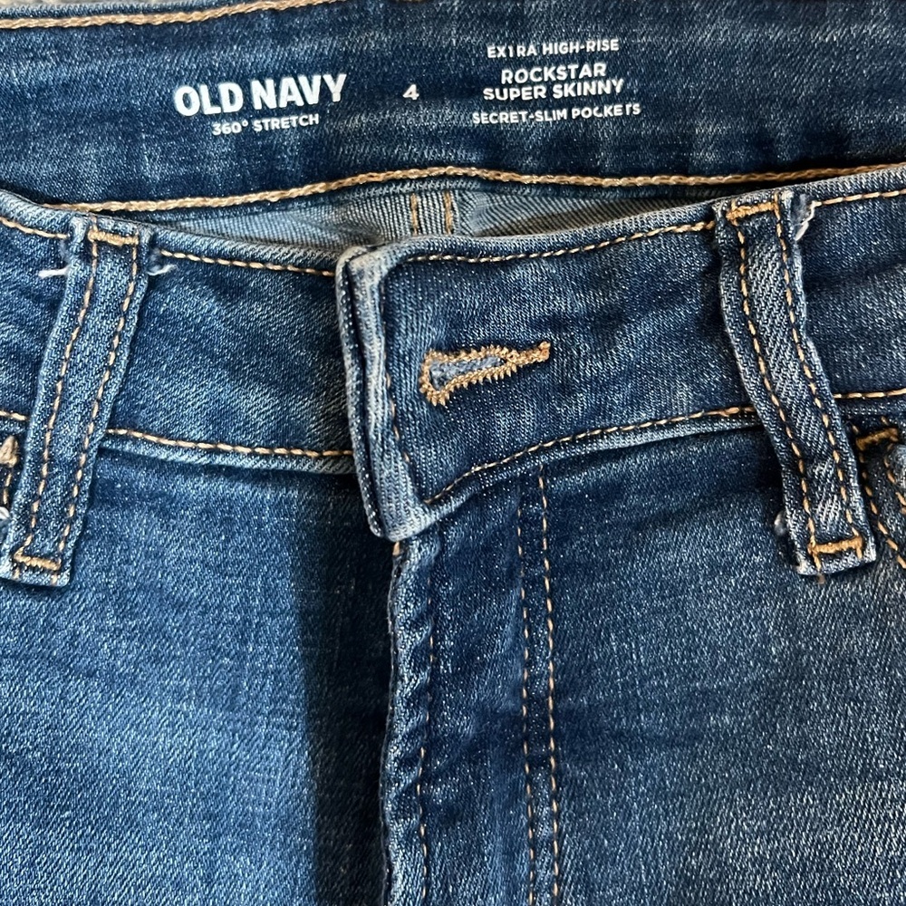Old Navy Jeans - Picture 4 of 5
